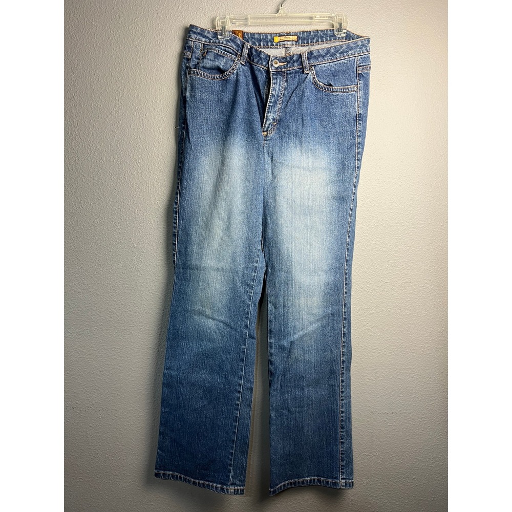 Aura from the Women at Wrangler Blue Straight Leg Jeans 14R Tall Medium Wash